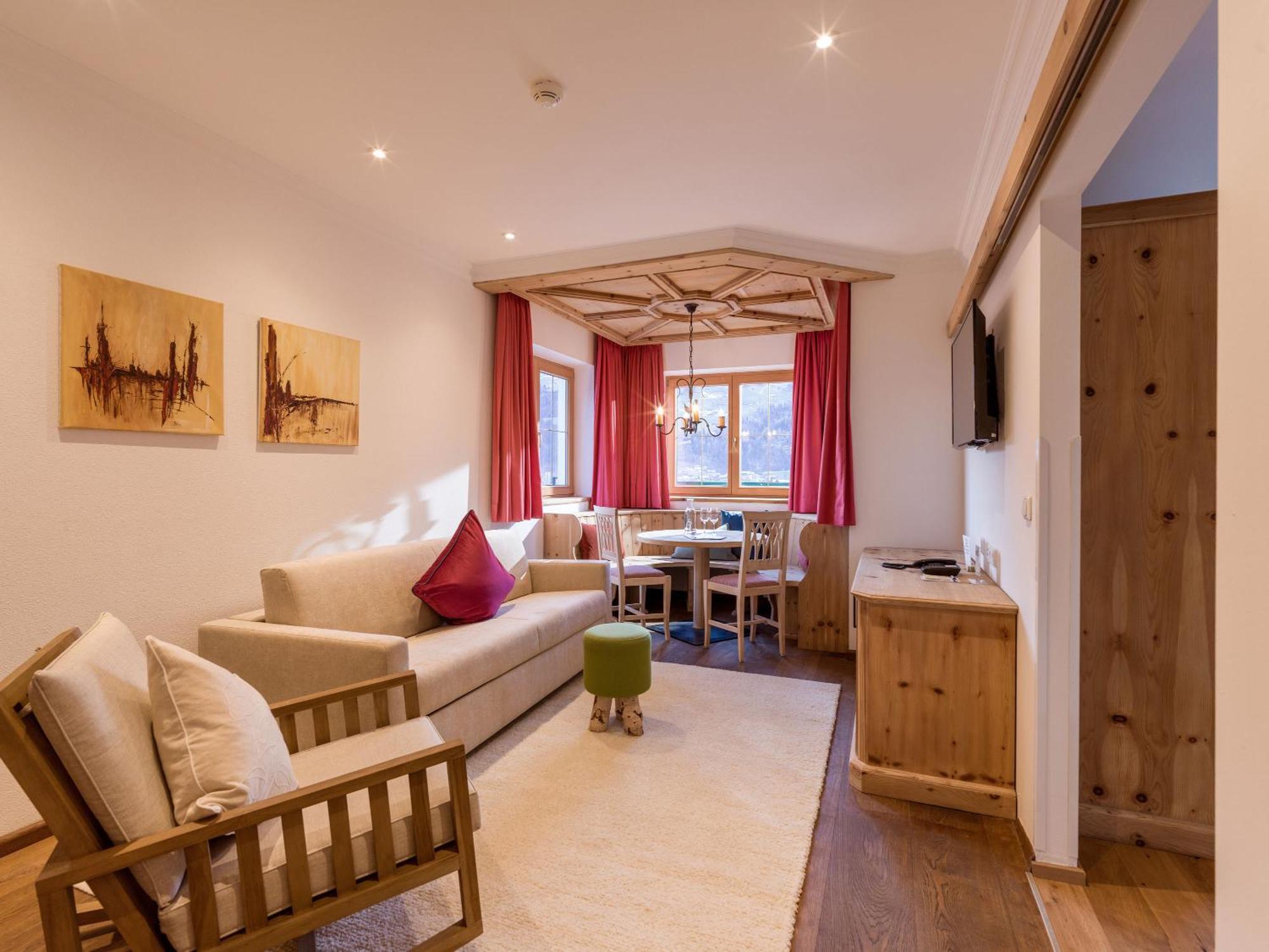 Alpin Family Resort Seetal Kaltenbach Room photo